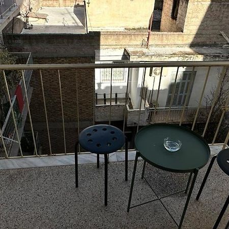 Minimal Apartment Next To The Center Atene Esterno foto