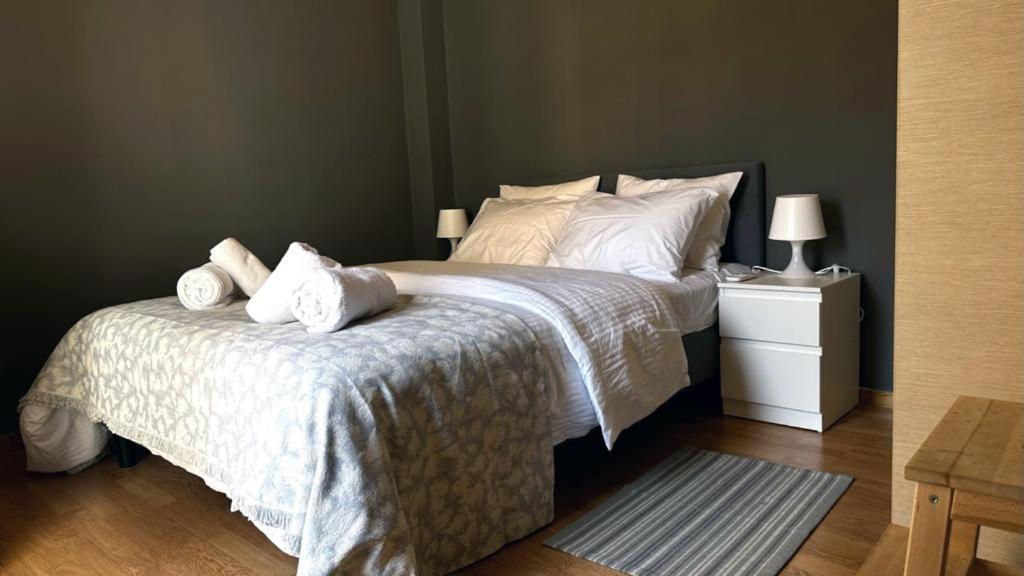 Minimal Apartment Next To The Center Atene Esterno foto